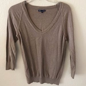 Gap sweater
